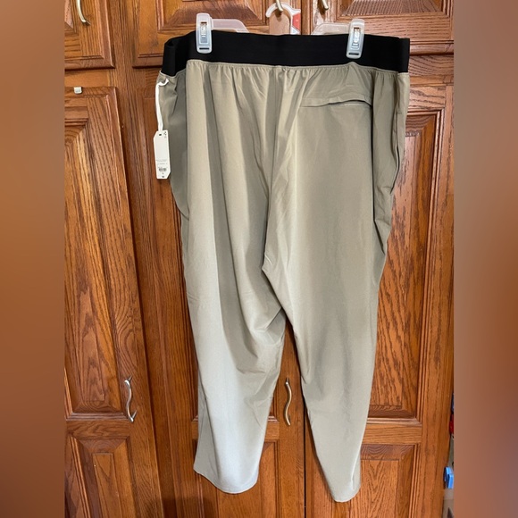 Stylus woman’s mid rise flat front pant 1x, side pockets, smoke grey, comfy - Picture 2 of 4